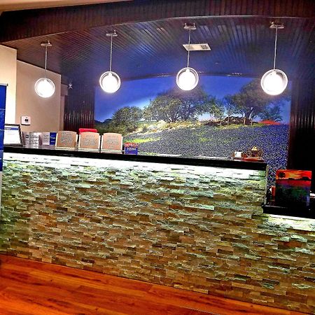 Best Western Post Oak Inn Burnet Exterior foto